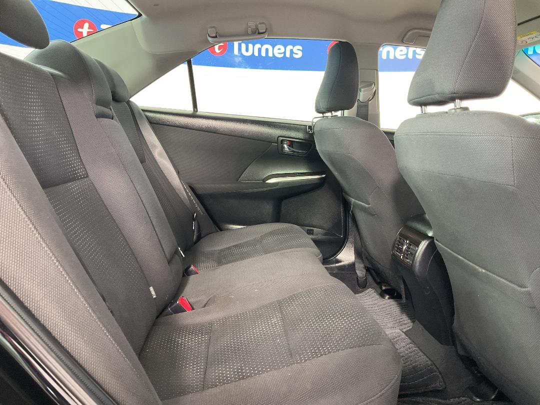 Photo '20' of Toyota Camry