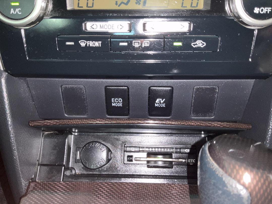 Photo '29' of Toyota Camry