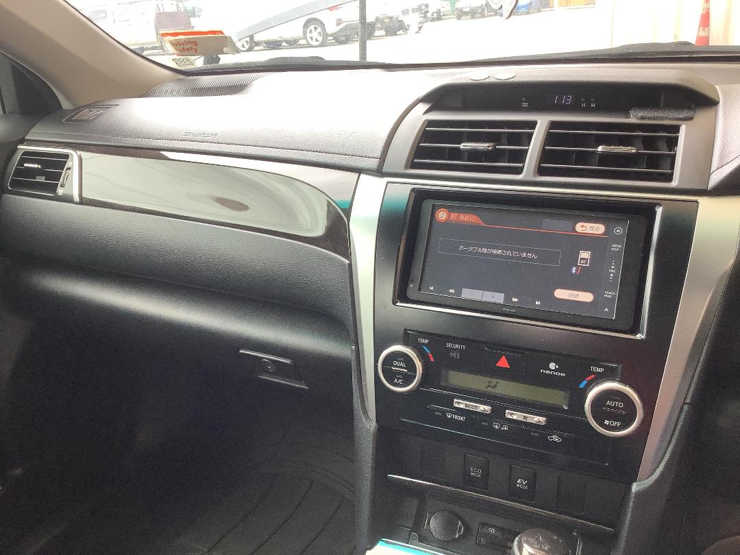 Photo '17' of Toyota Camry