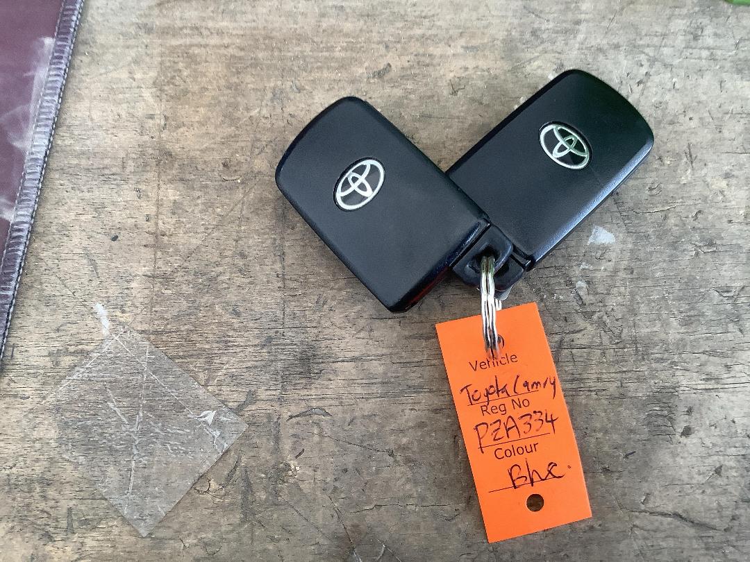 Photo '18' of Toyota Camry