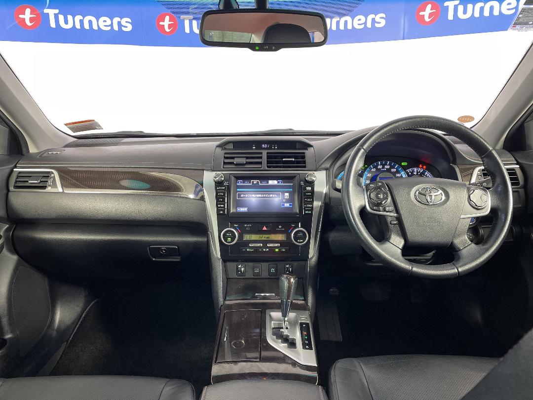 Photo '17' of Toyota Camry