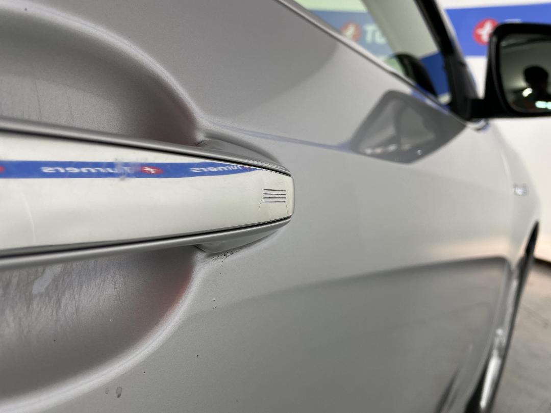 Photo '25' of Toyota Camry