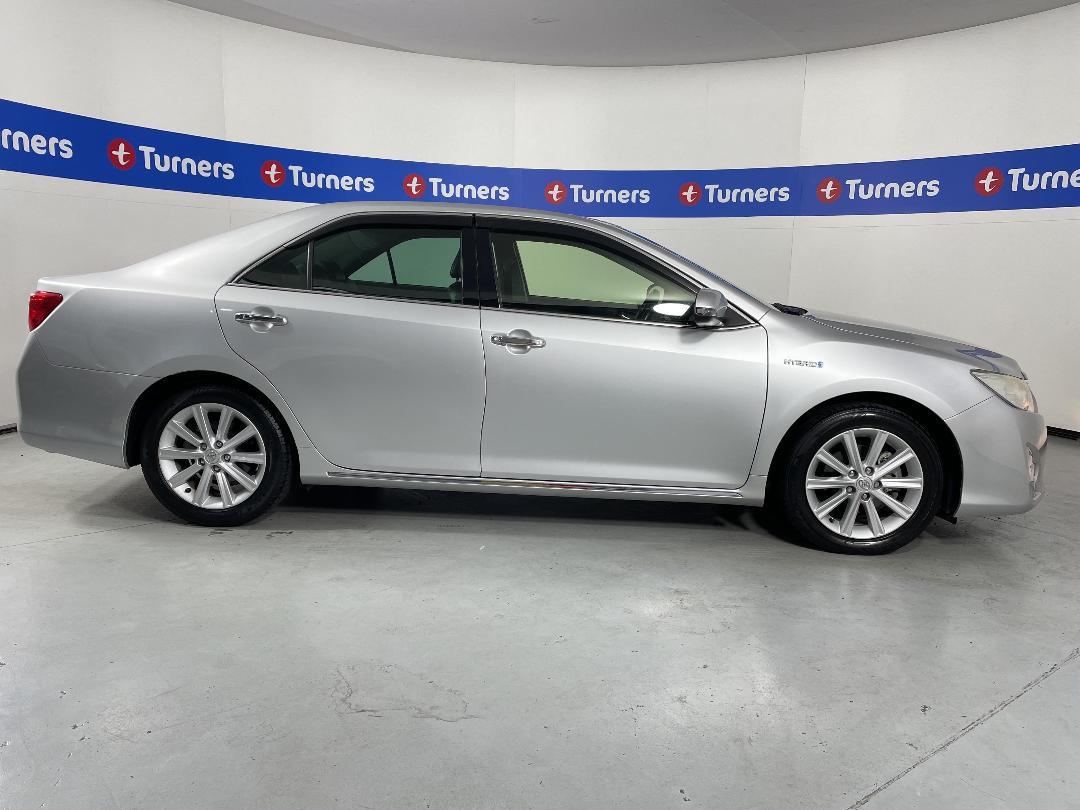 Photo '23' of Toyota Camry