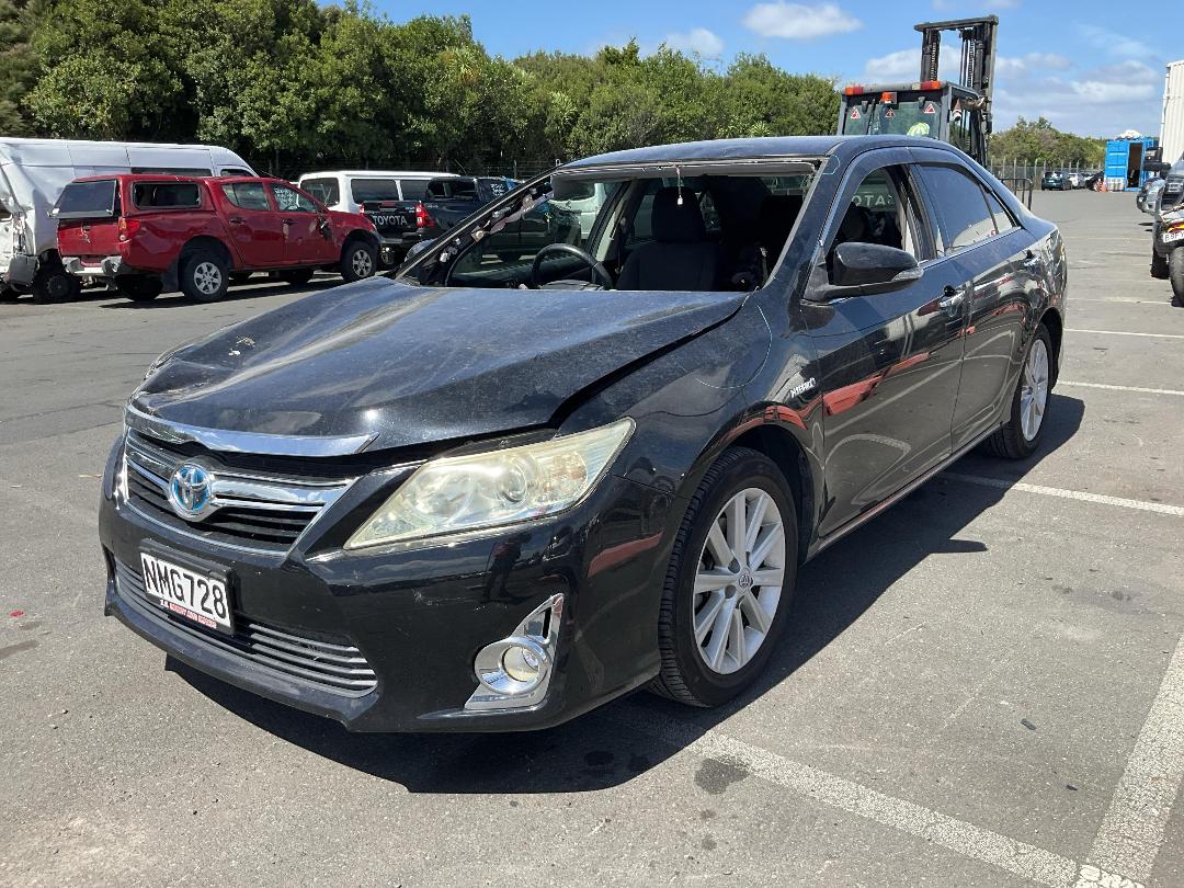 Photo '3' of Toyota Camry Photo '3' of Toyota Camry