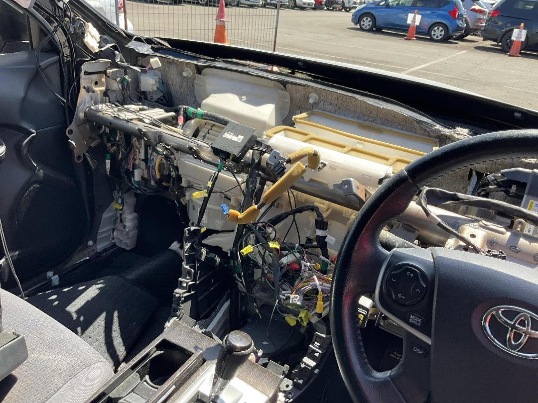 Photo '11' of Toyota Camry Photo '11' of Toyota Camry