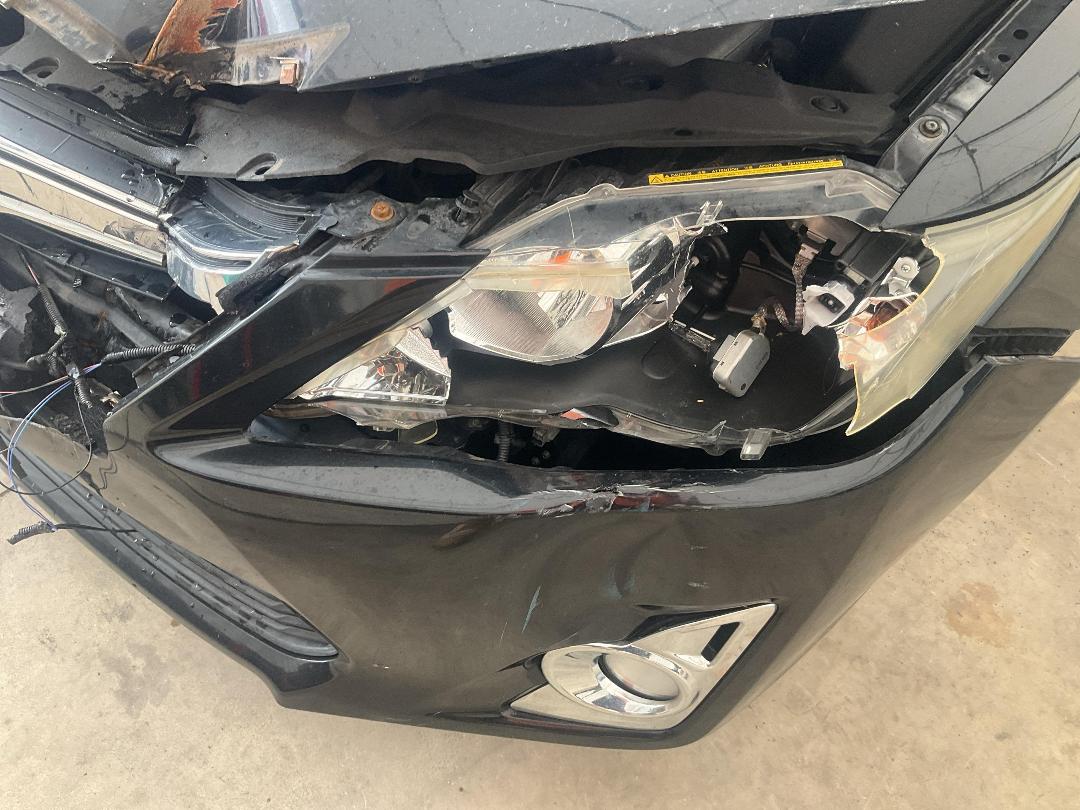 Photo '20' of Toyota Camry Hybrid