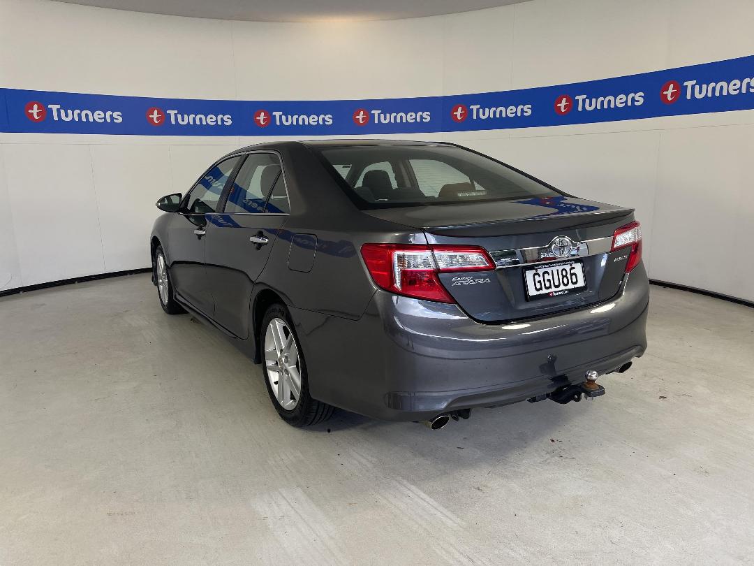 Photo '5' of Toyota Camry Photo '5' of Toyota Camry