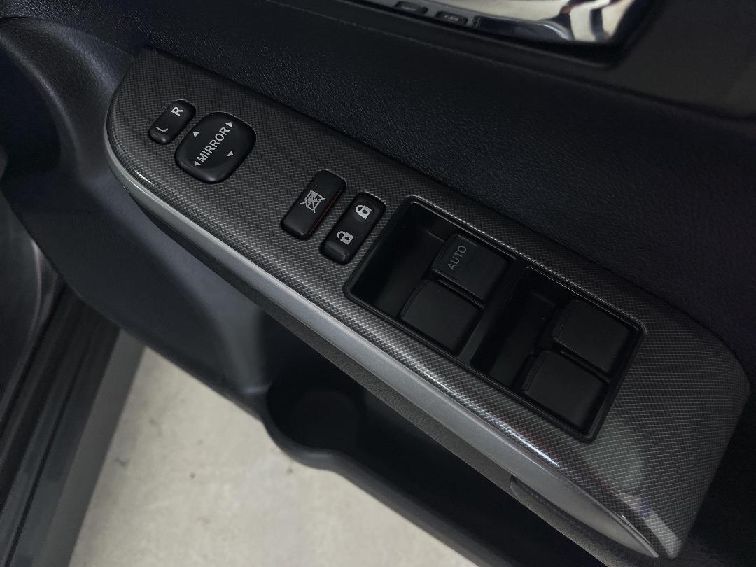 Photo '23' of Toyota Camry Photo '23' of Toyota Camry