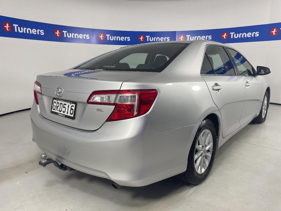 Photo '7' of Toyota Camry