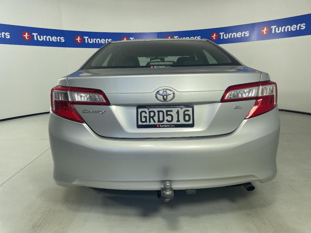 Photo '6' of Toyota Camry