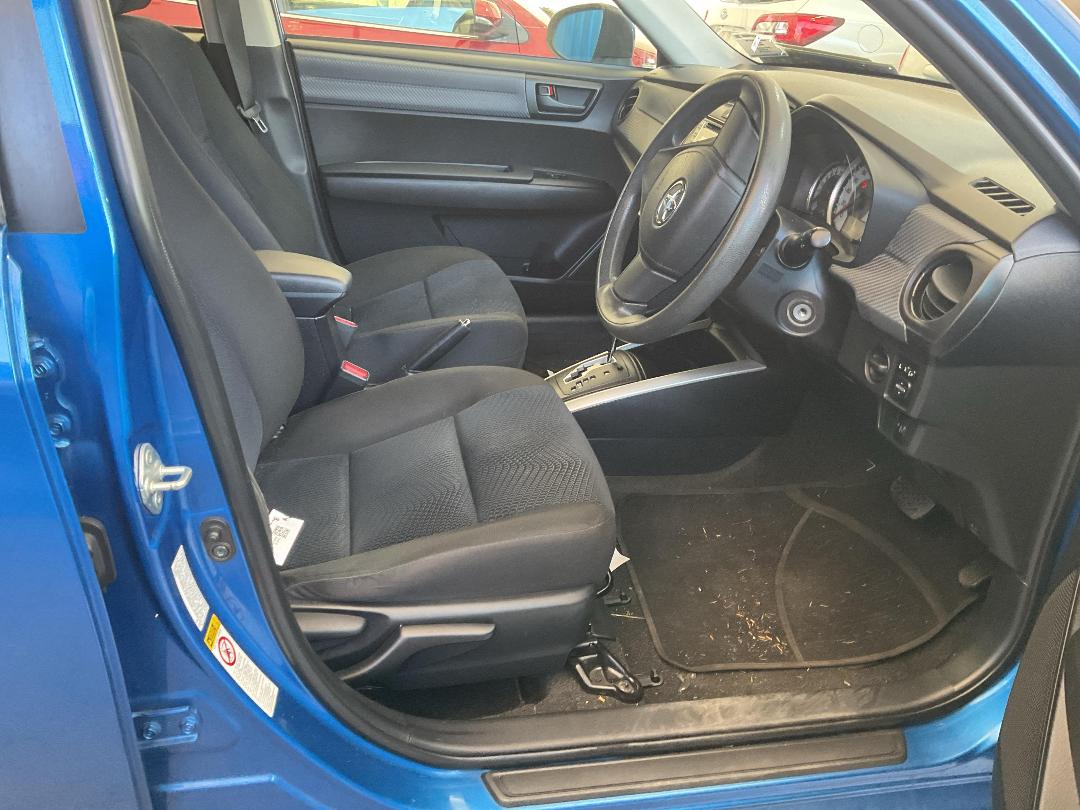 Photo '21' of Toyota Corolla GX