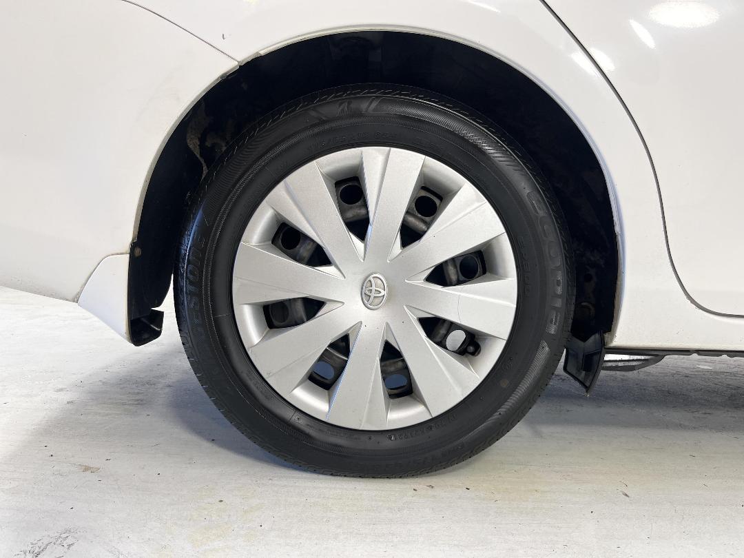 Photo '12' of Toyota Corolla