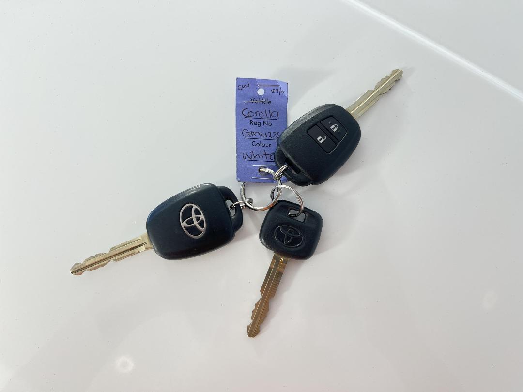 Photo '22' of Toyota Corolla