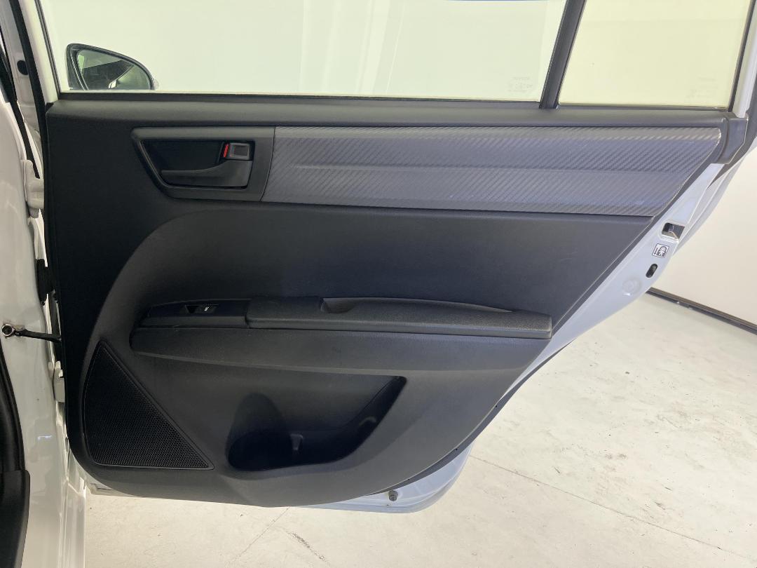 Photo '19' of Toyota Corolla