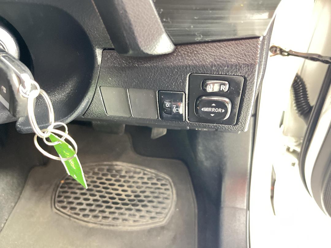 Photo '25' of Toyota Corolla