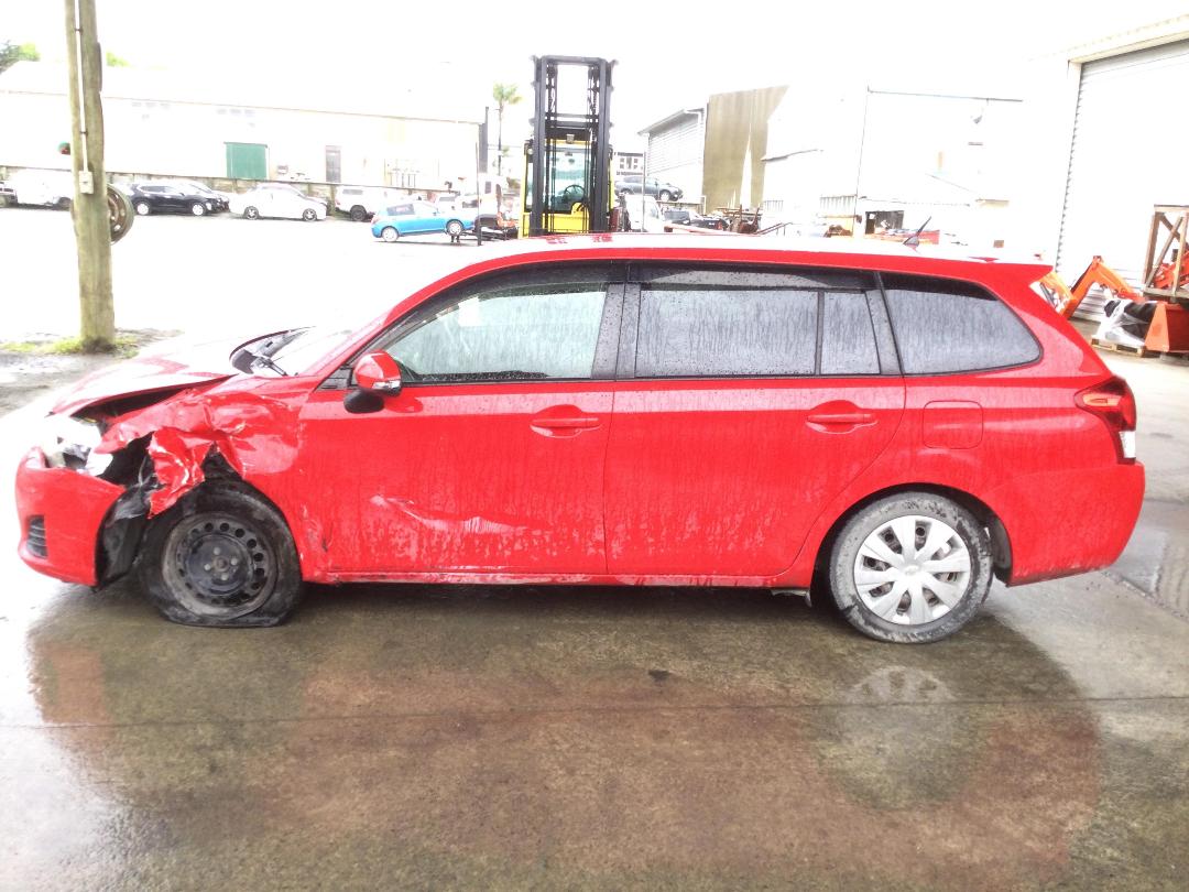 Photo '4' of Toyota Corolla Fielder G Photo '4' of Toyota Corolla Fielder G