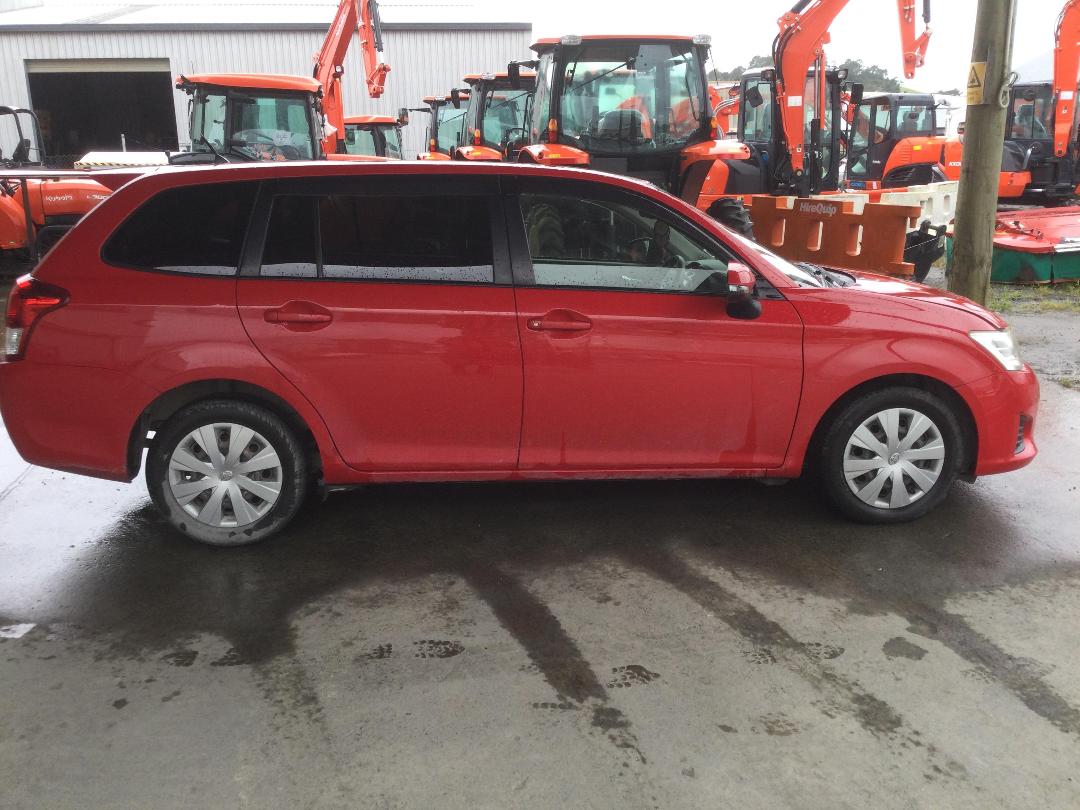 Photo '8' of Toyota Corolla Fielder G Photo '8' of Toyota Corolla Fielder G