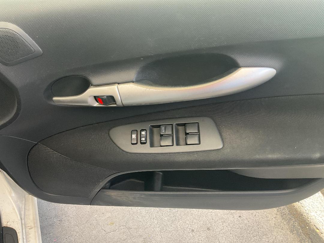 Photo '7' of Toyota Corolla GX Photo '7' of Toyota Corolla GX