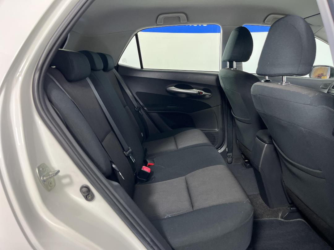 Photo '20' of Toyota Corolla