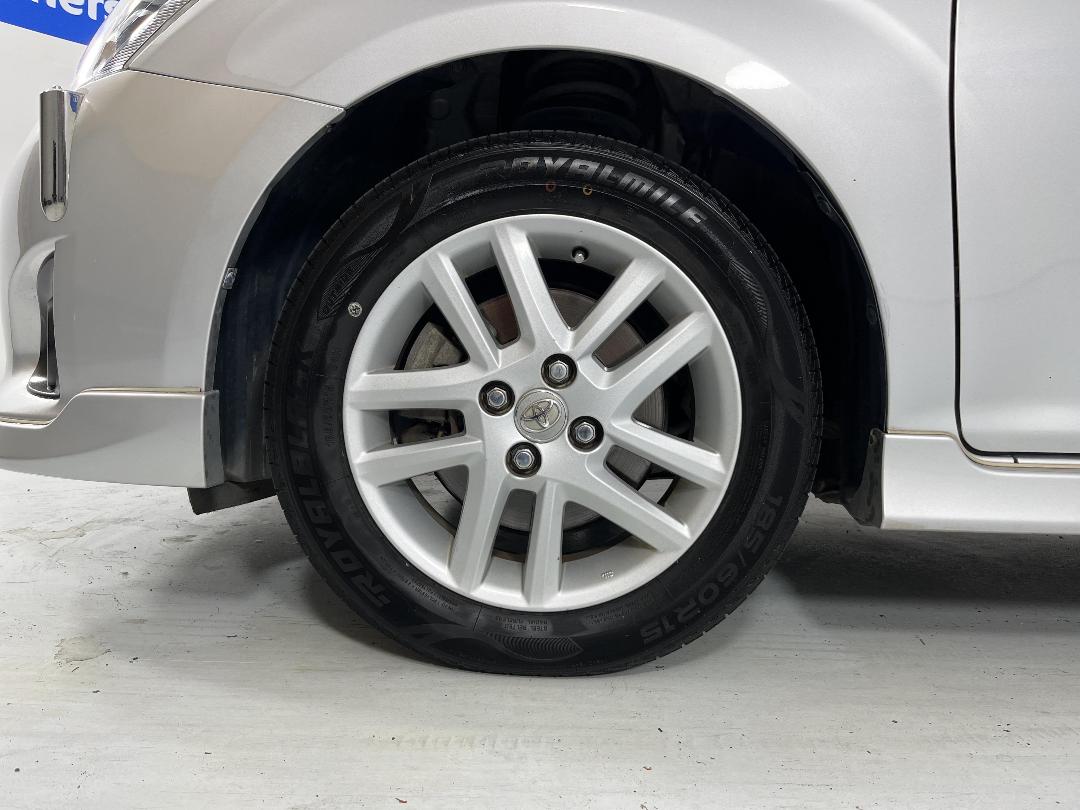 Photo '10' of Toyota Corolla