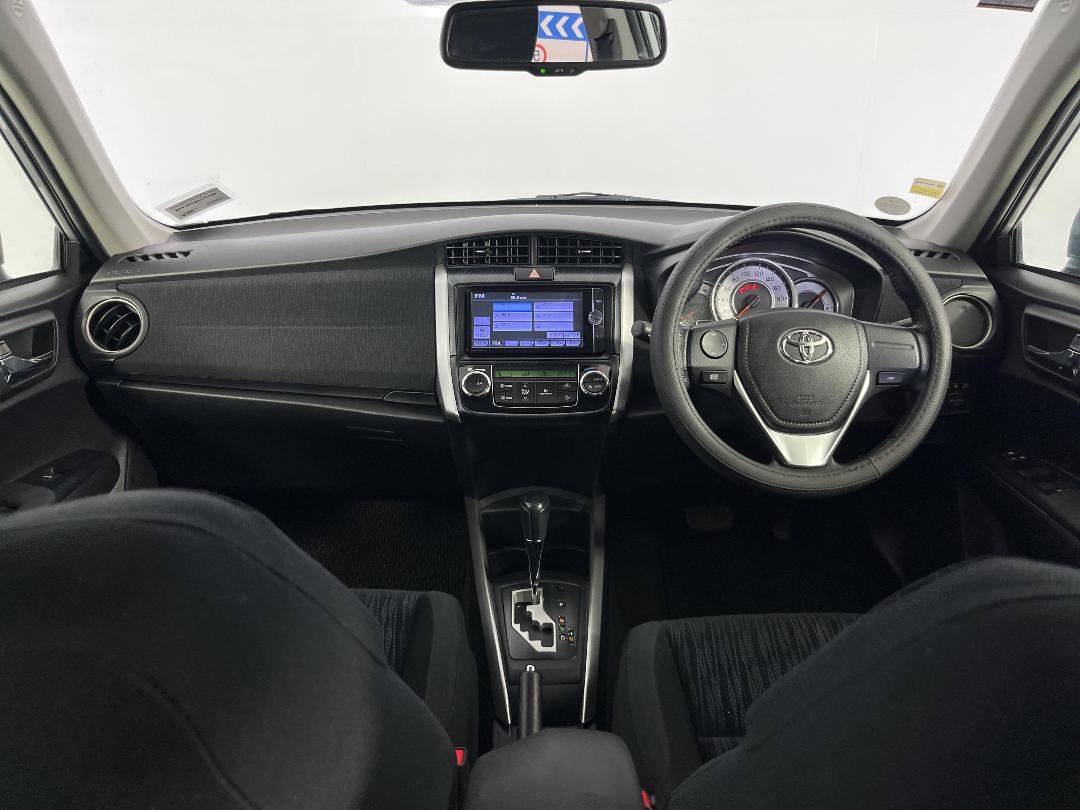 Photo '17' of Toyota Corolla