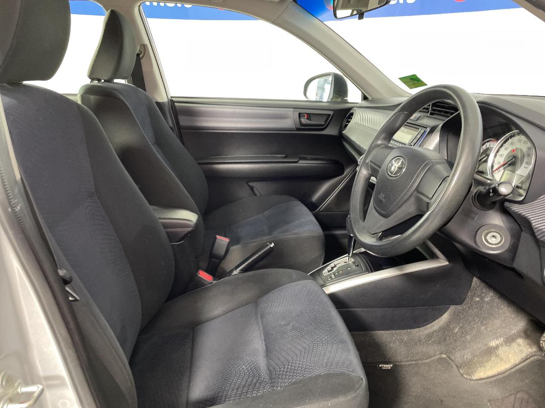 Photo '16' of Toyota Corolla