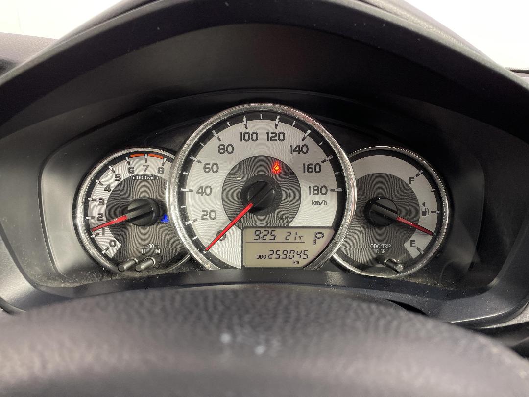 Photo '21' of Toyota Corolla