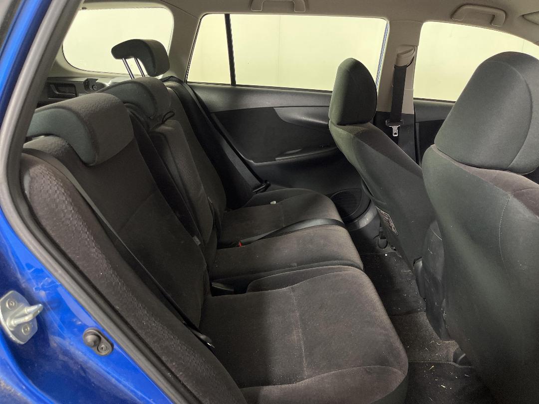 Photo '18' of Toyota Corolla GX Photo '18' of Toyota Corolla GX