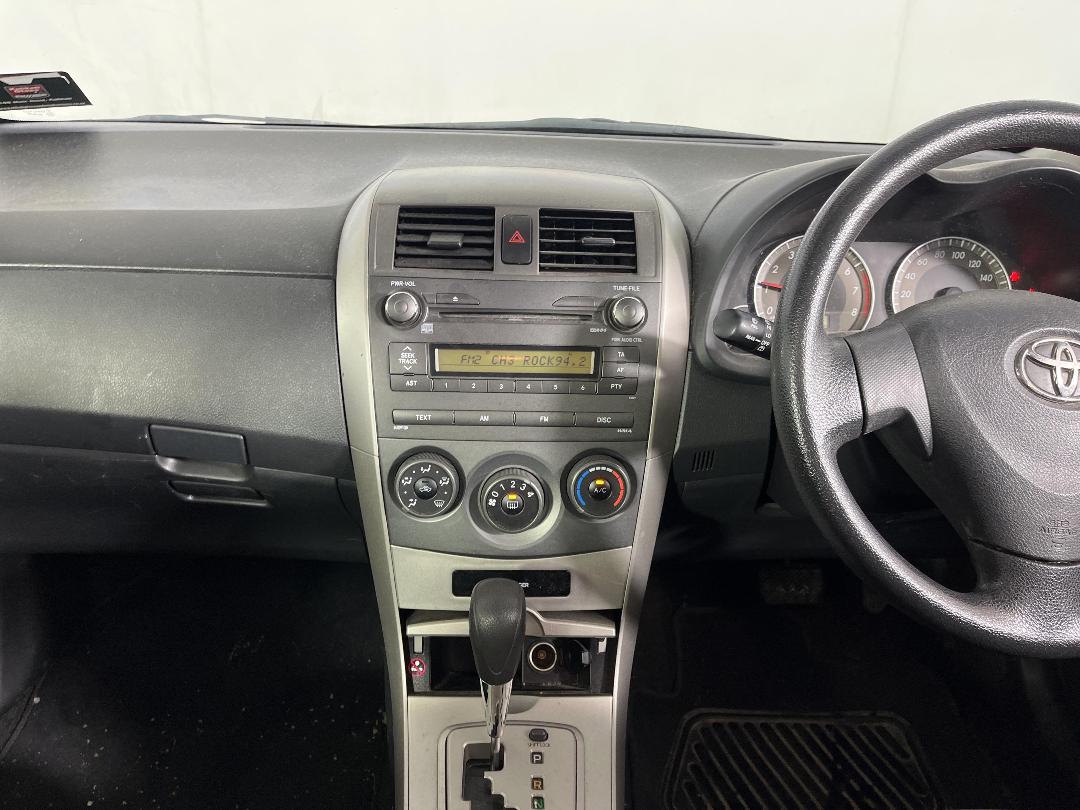 Photo '16' of Toyota Corolla GX Photo '16' of Toyota Corolla GX