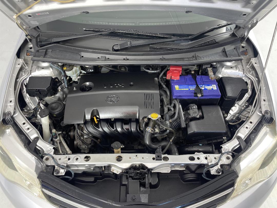 Photo '13' of Toyota Corolla