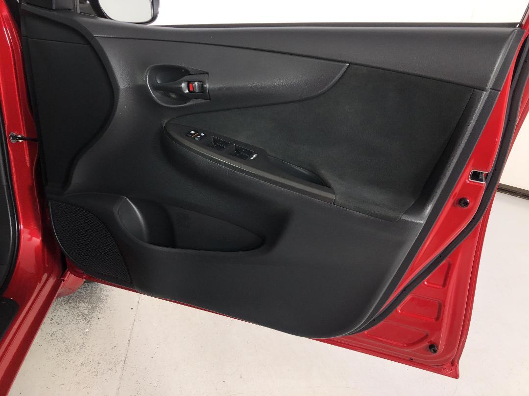 Photo '15' of Toyota Corolla Photo '15' of Toyota Corolla