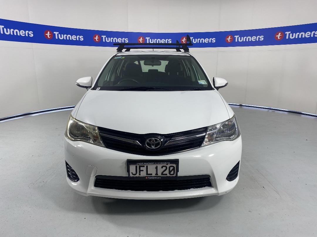 Photo '2' of Toyota Corolla Photo '2' of Toyota Corolla