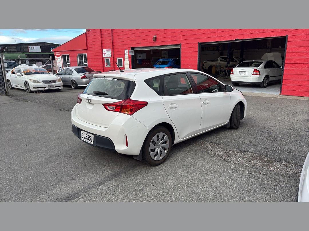 Photo '4' of Toyota Corolla GX