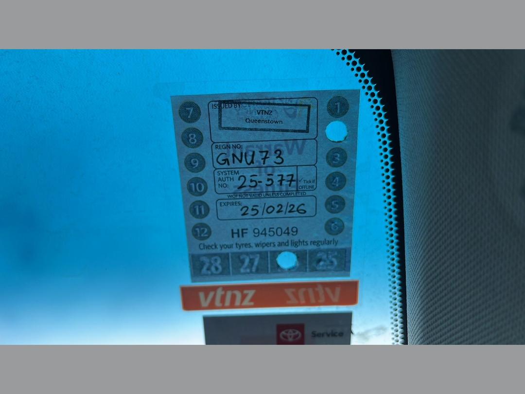 Photo '4' of Toyota Corolla GX