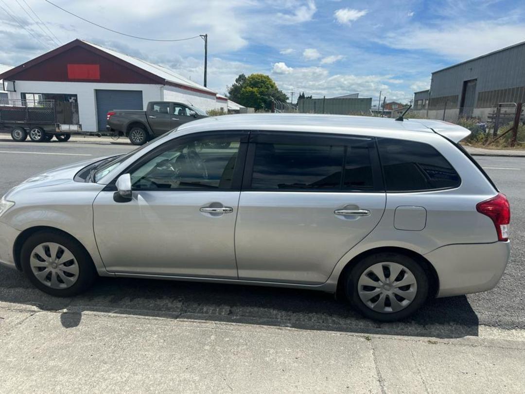 Photo '10' of Toyota Corolla Fielder