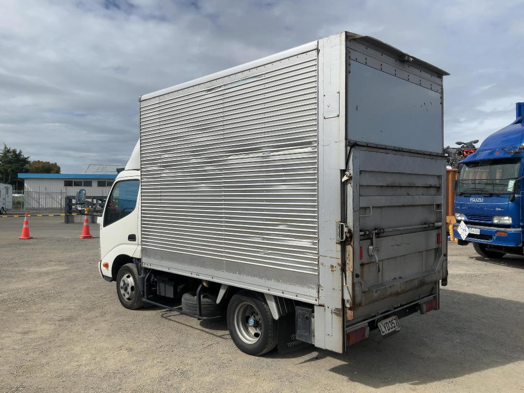 Photo '6' of Toyota Dyna Box Body