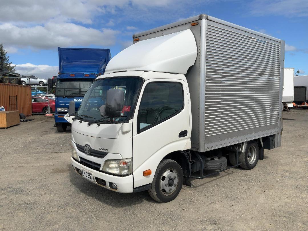 Photo '10' of Toyota Dyna Box Body