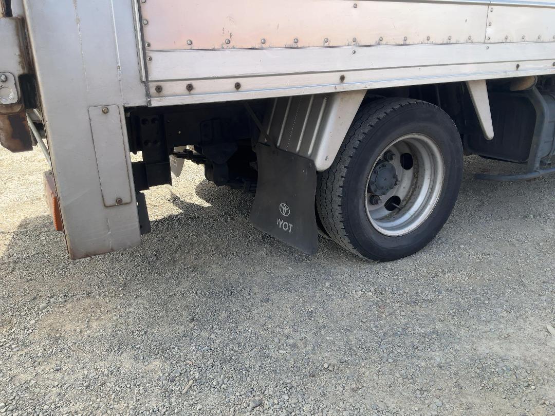 Photo '27' of Toyota Dyna Box Body