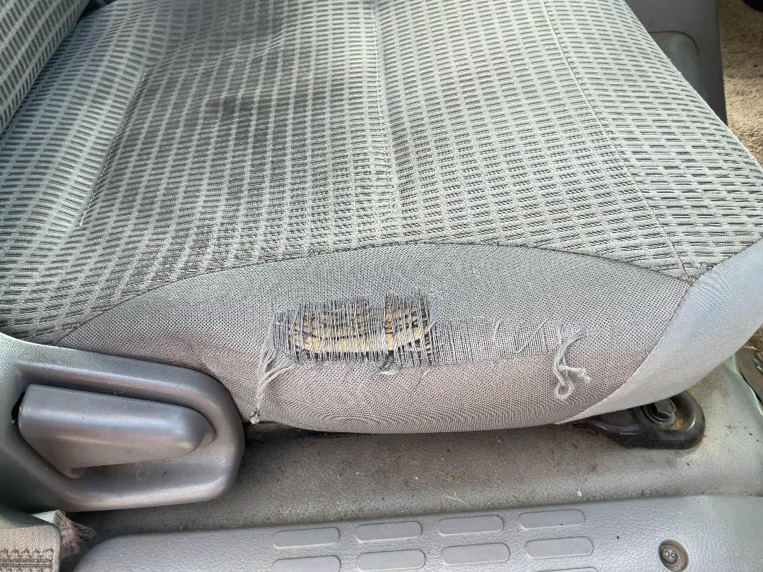 Photo '34' of Toyota Dyna Box Body