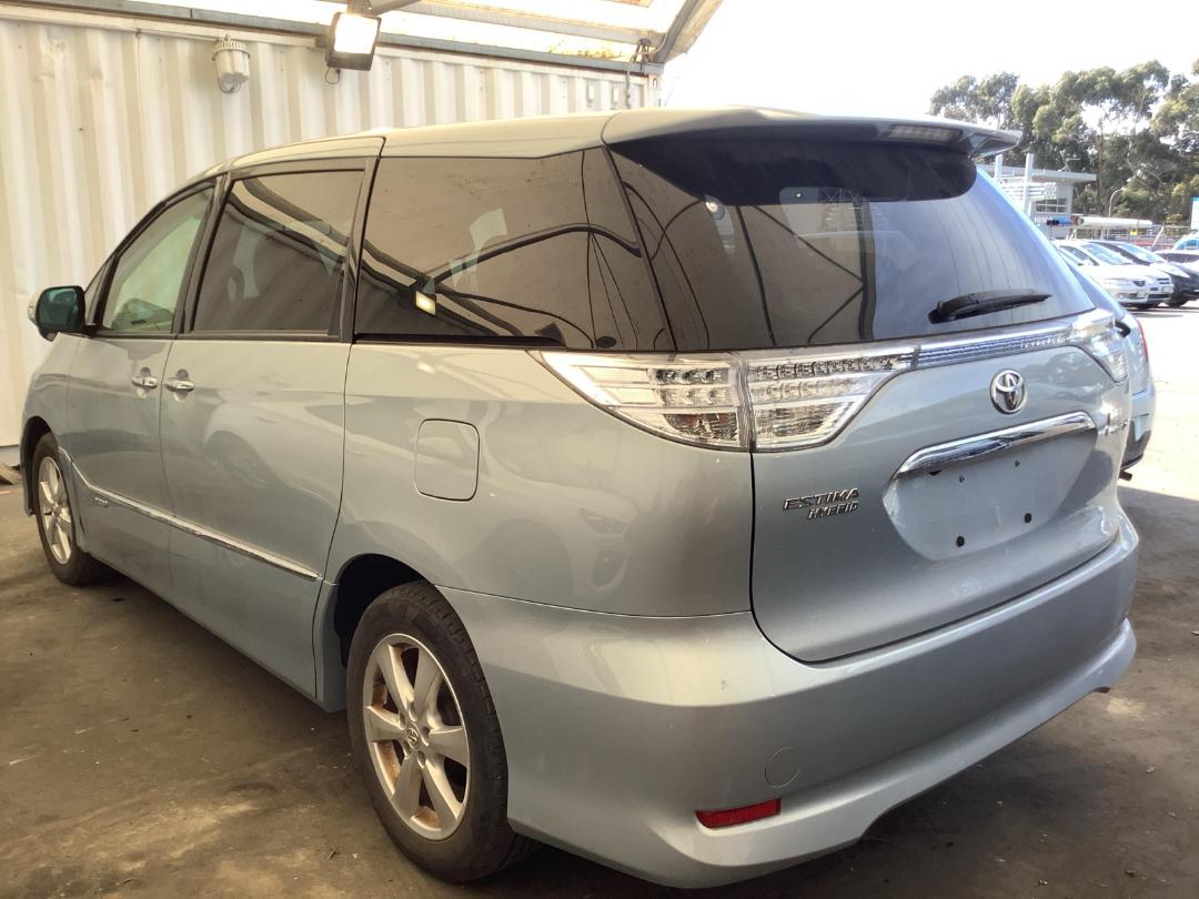 Photo '6' of Toyota Estima X HV E-4