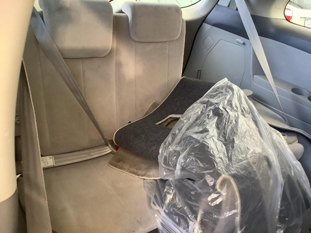 Photo '8' of Toyota Estima X HV E-4