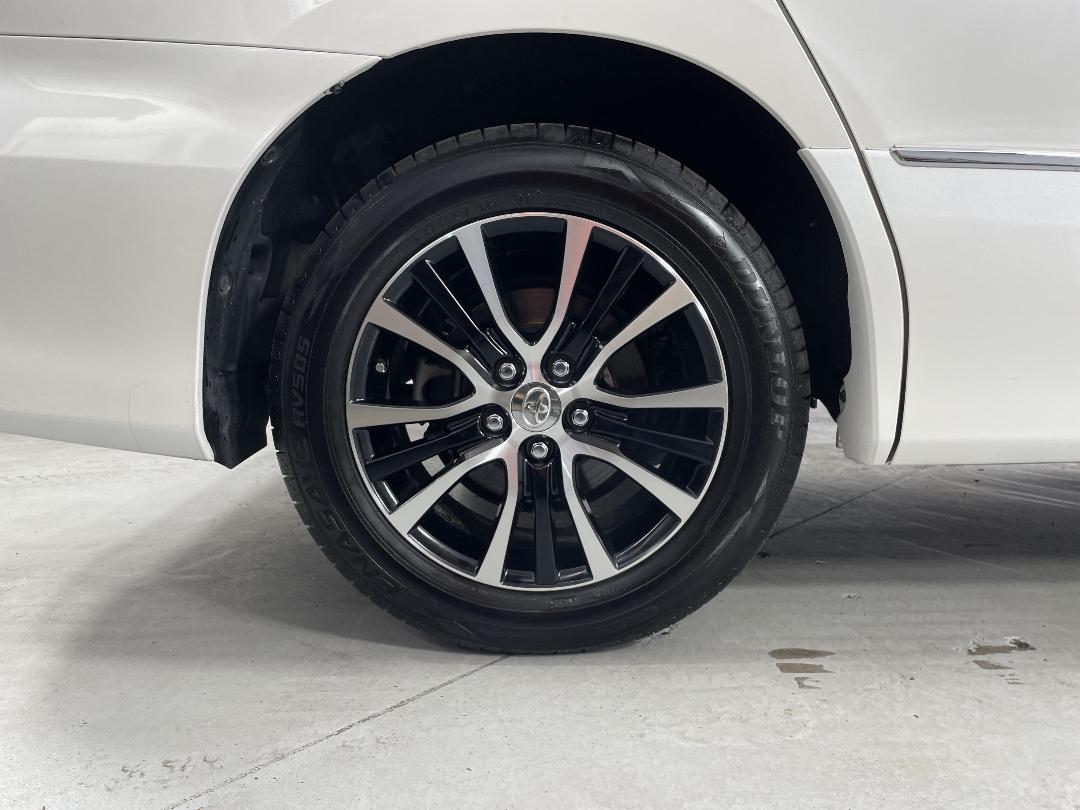 Photo '12' of Toyota Estima Photo '12' of Toyota Estima