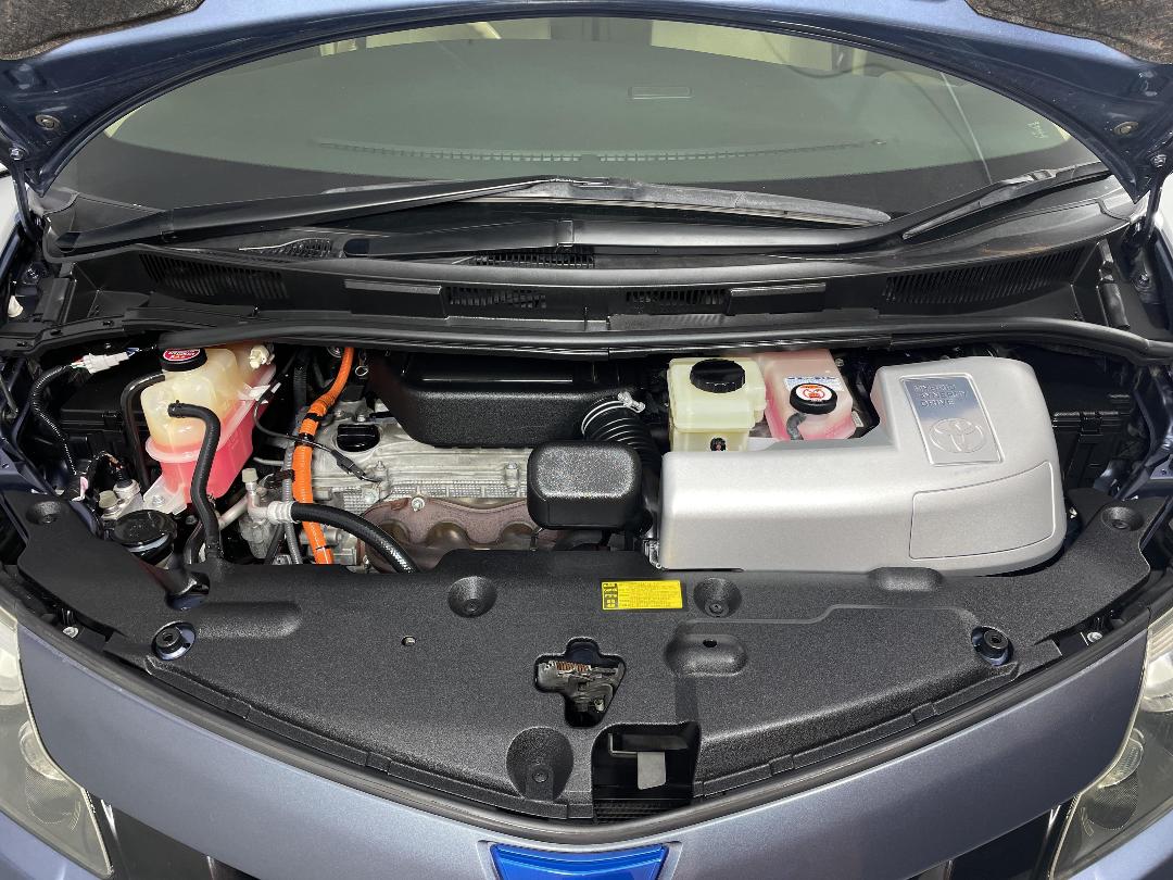 Photo '13' of Toyota Estima Photo '13' of Toyota Estima