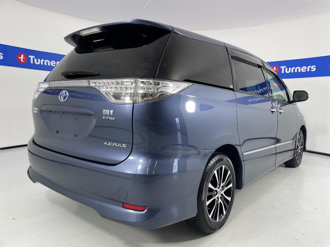 Photo '7' of Toyota Estima Photo '7' of Toyota Estima