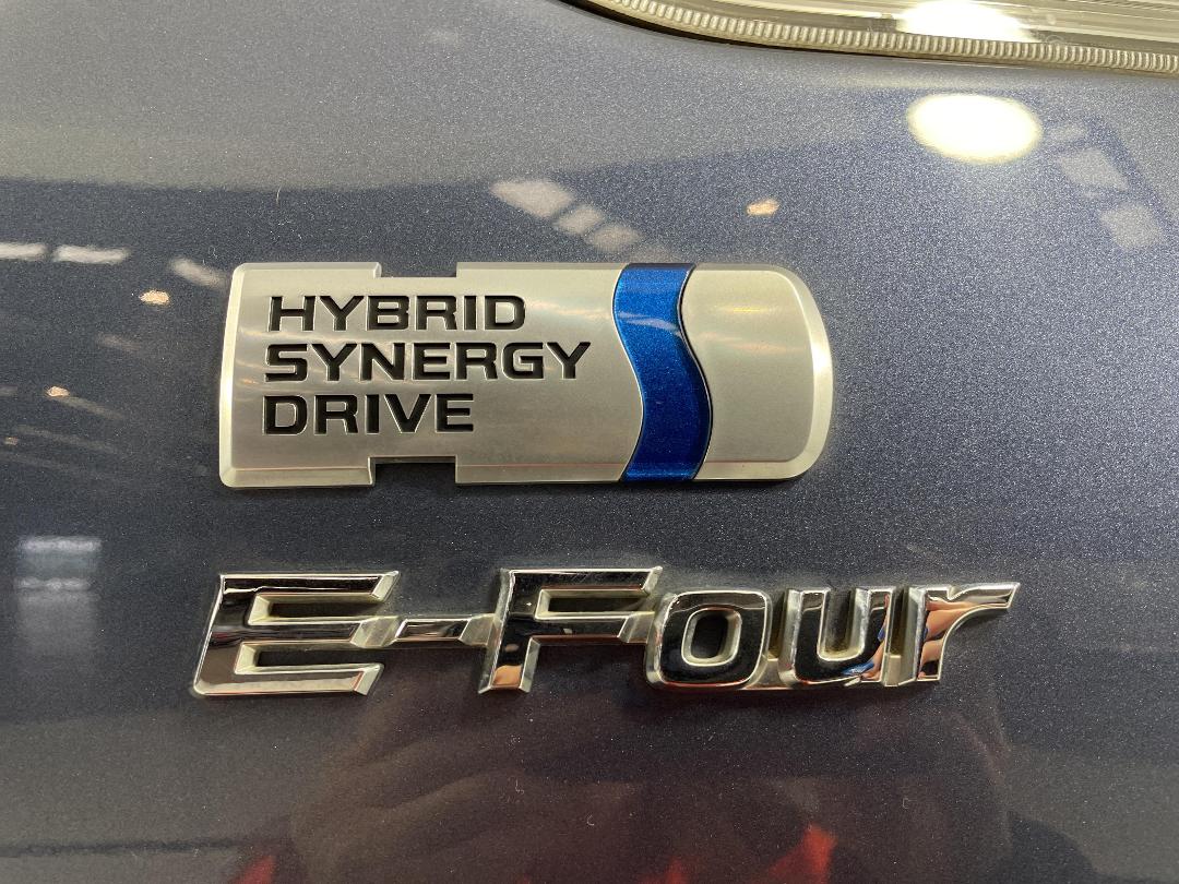 Photo '29' of Toyota Estima Photo '29' of Toyota Estima