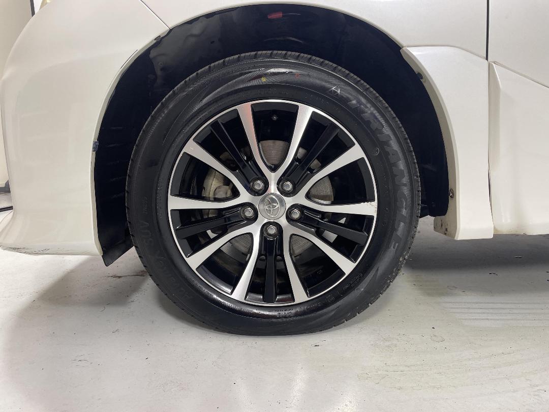 Photo '10' of Toyota Estima Photo '10' of Toyota Estima