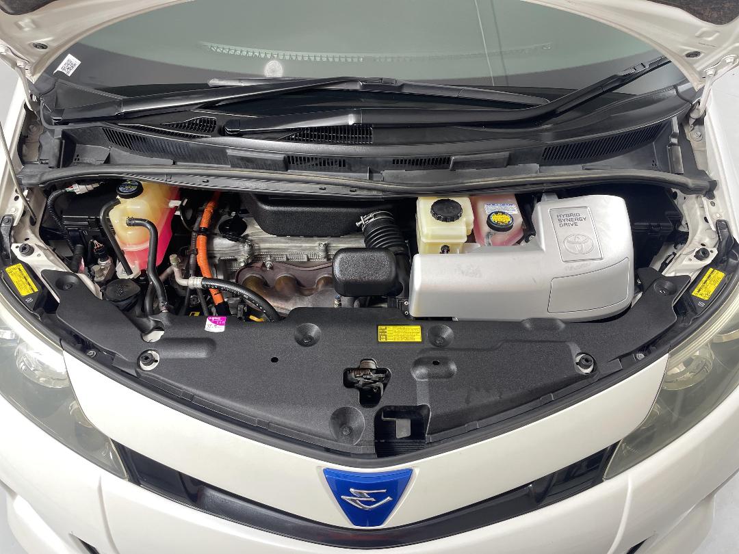 Photo '13' of Toyota Estima Photo '13' of Toyota Estima