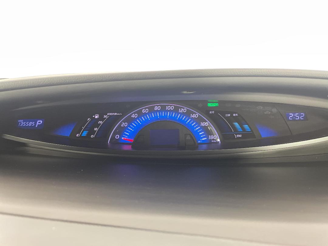 Photo '20' of Toyota Estima Photo '20' of Toyota Estima