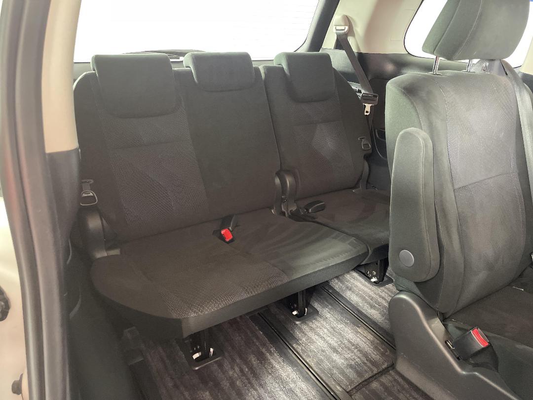 Photo '22' of Toyota Estima Photo '22' of Toyota Estima