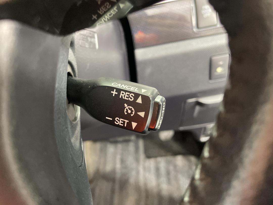 Photo '25' of Toyota Estima Photo '25' of Toyota Estima